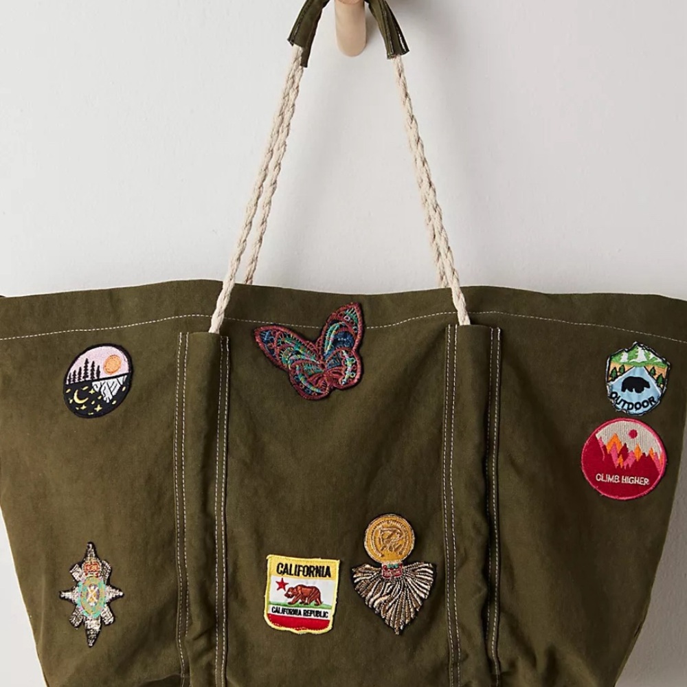 Gorgeous, Free People Been There Badge Tote❤️ NWOT - Picture 6 of 8